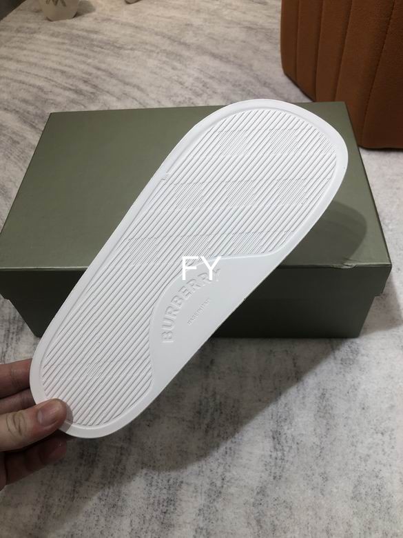 Burberry sz36-46  4C nfy0403